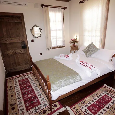 Kadilar Pasazade Konagi Butik