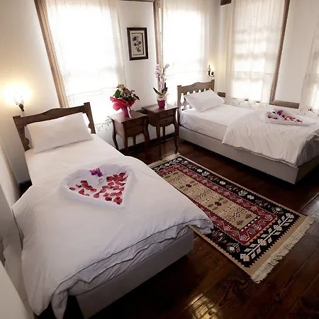 Kadilar Pasazade Konagi Butik Birgi