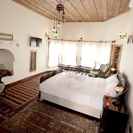 Kadilar Pasazade Konagi Butik Hotel Birgi