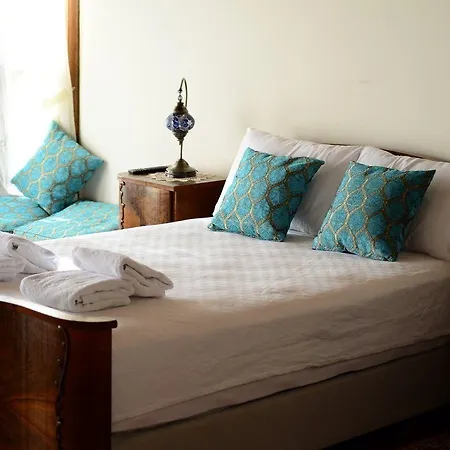 Kadilar Pasazade Konagi Butik * Birgi