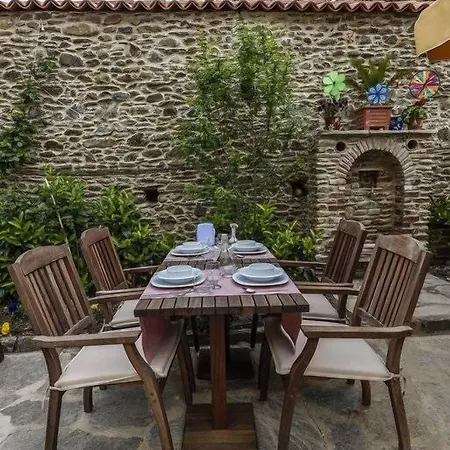 Kadilar Pasazade Konagi Butik * Бирги