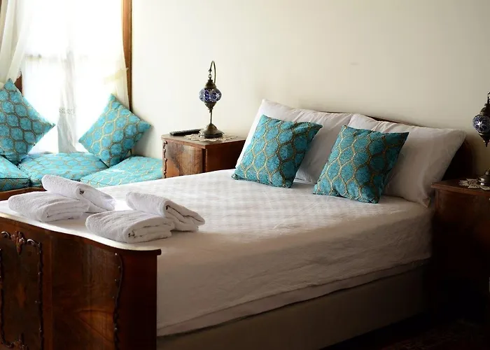 Kadilar Pasazade Konagi Butik * Birgi