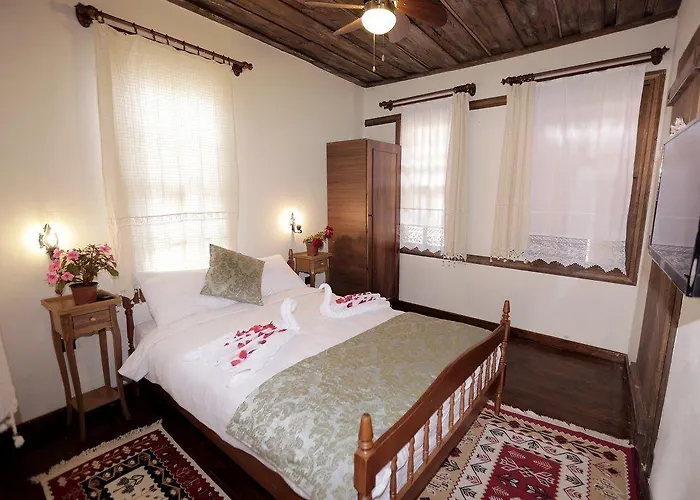 Hotel Kadilar Pasazade Konagi Butik Birgi