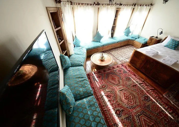 Kadilar Pasazade Konagi Butik Birgi