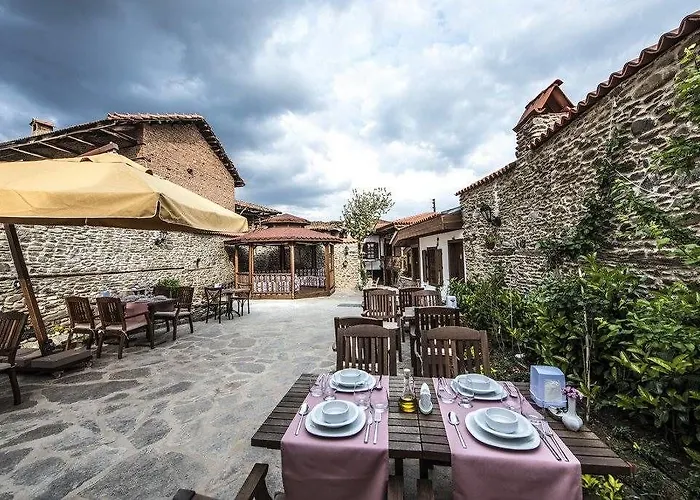 Kadilar Pasazade Konagi Butik Birgi