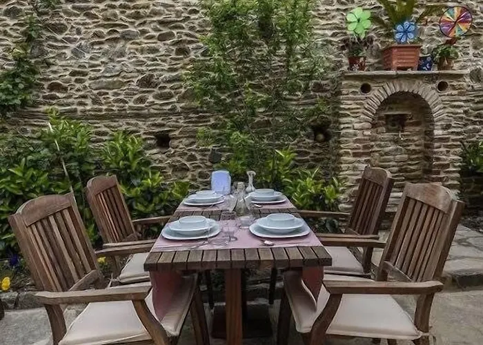 Kadilar Pasazade Konagi Butik * Birgi