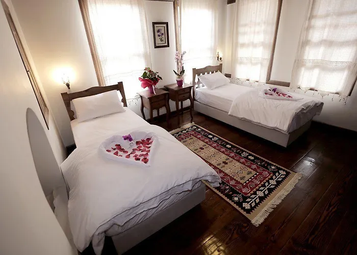 Kadilar Pasazade Konagi Butik Birgi